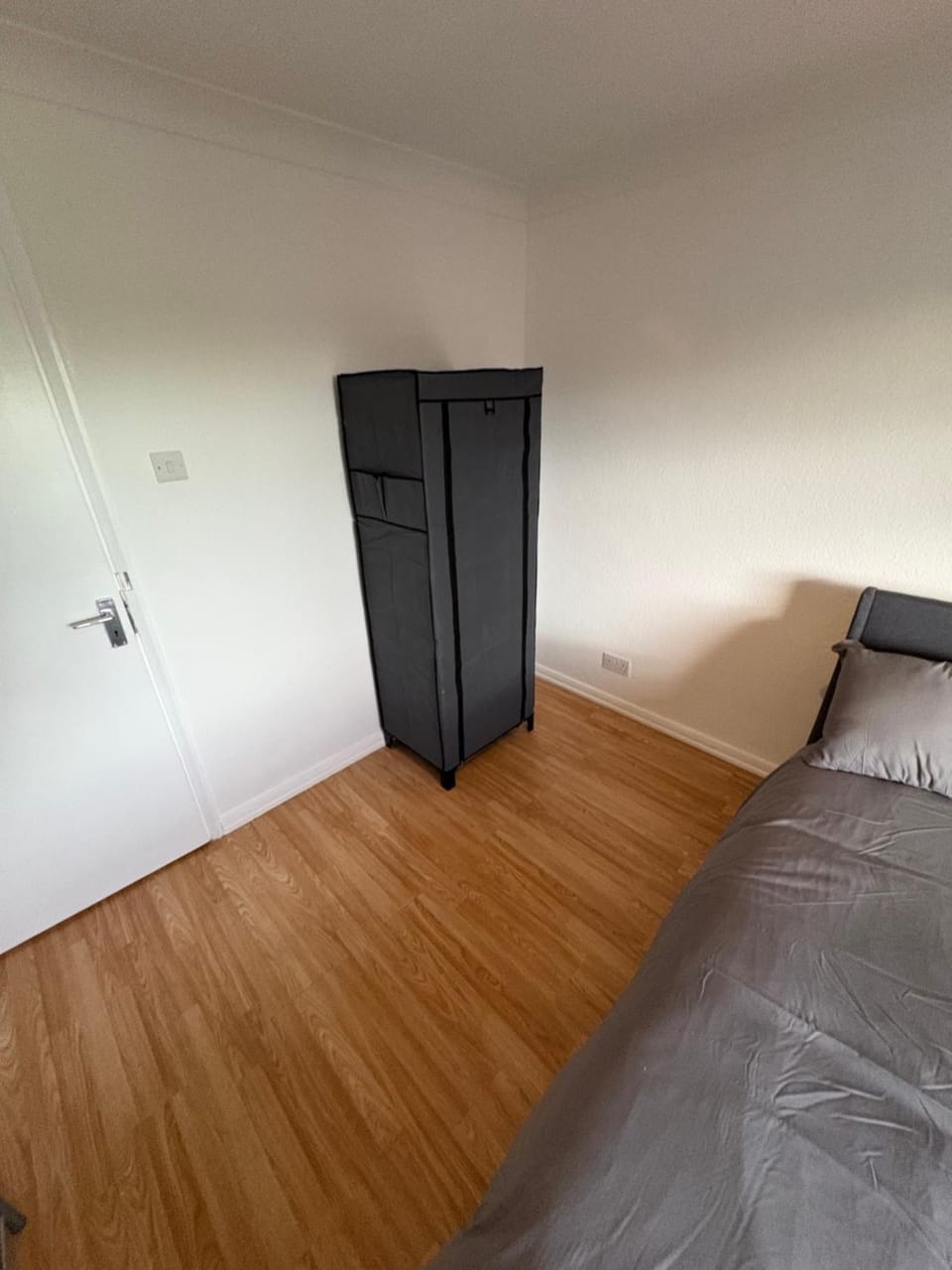 Cosy room 2 Gatwick Bed and Breakfast in Crawley
