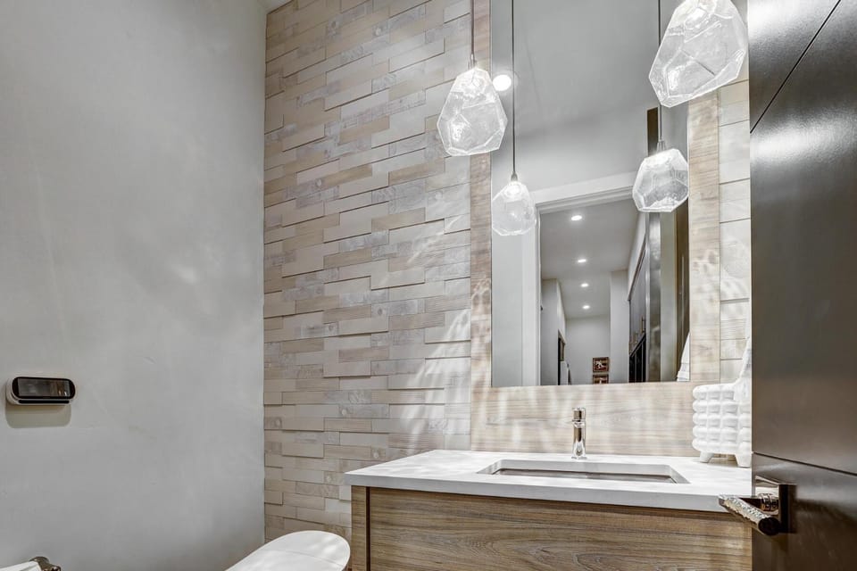 Toilet, Bathroom, Bath