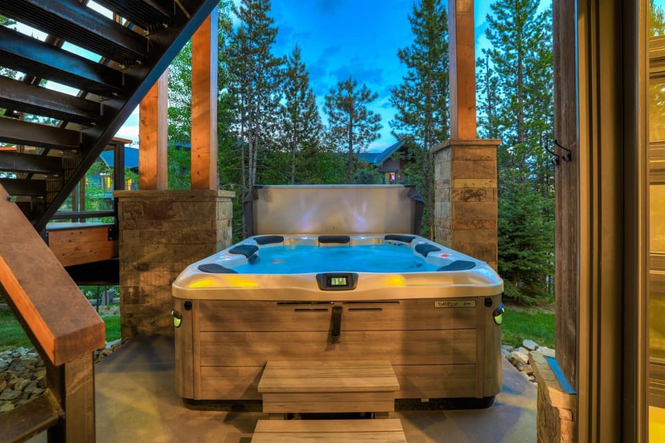 Hot Tub