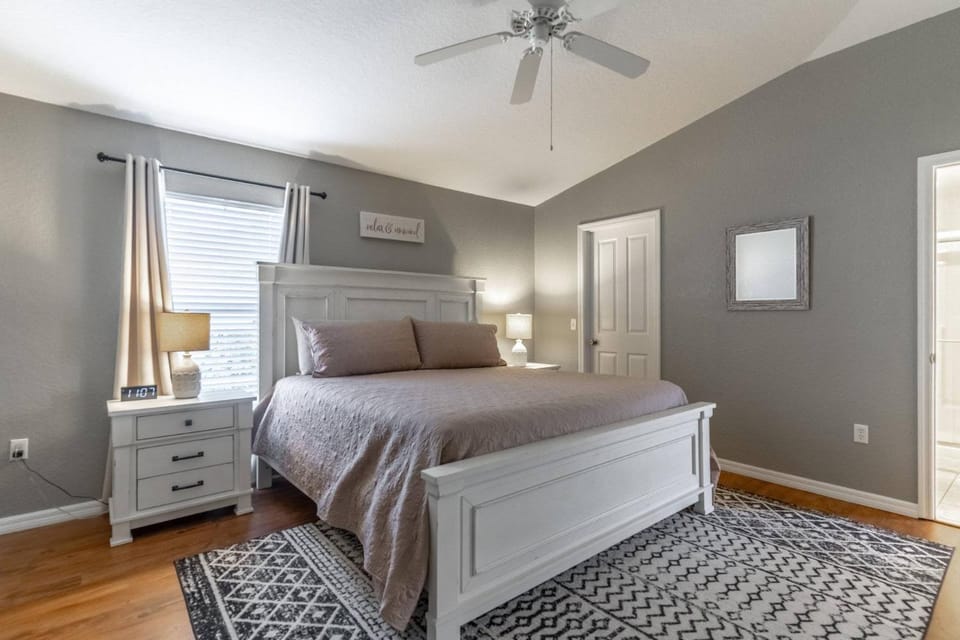 733 Reserve at Town Center House in Loughman