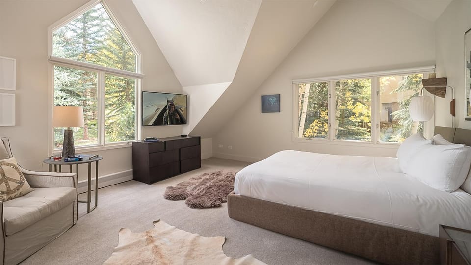 Bed, View (from property/room), Bedroom