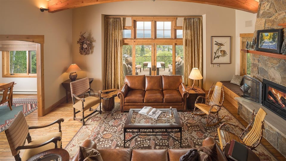 View (from property/room), Living room, Seating area, furniture