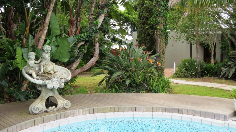 Garden, Swimming pool