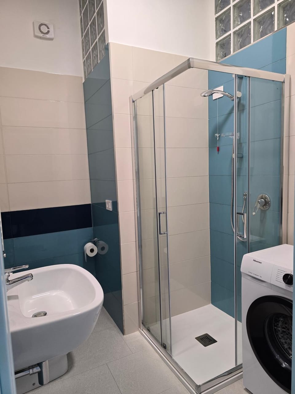 Shower, Toilet, Bathroom, bidet, washing machine
