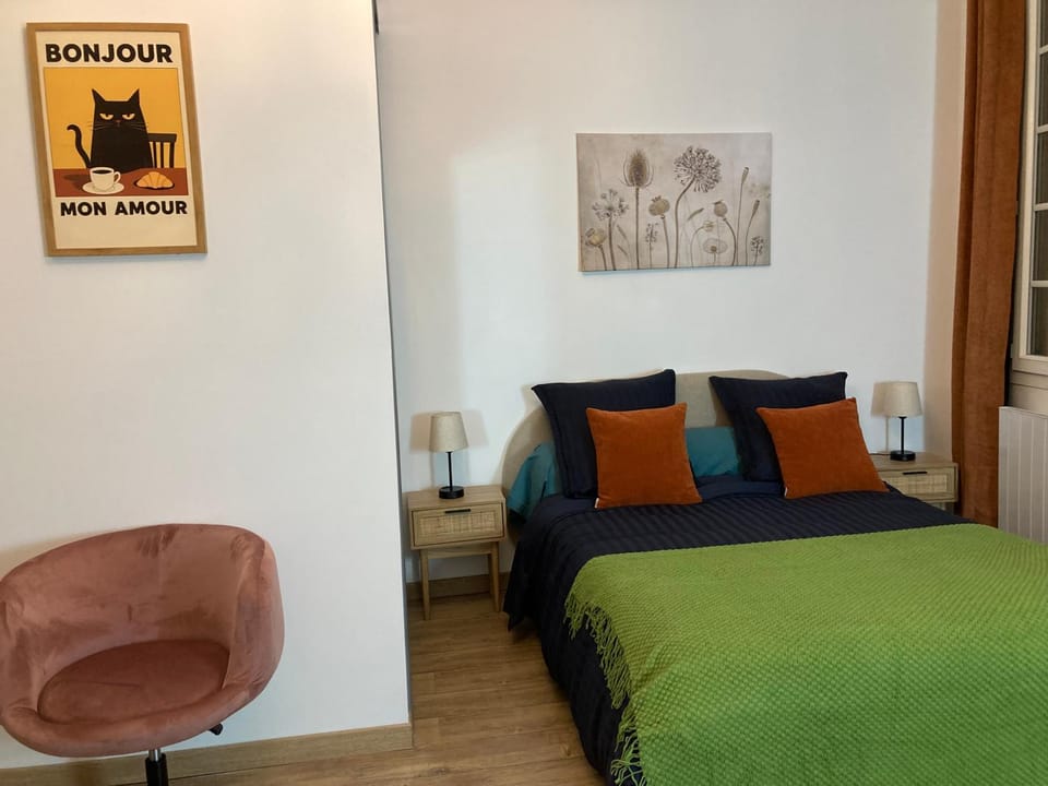 AQUA TERRA-Studio Cozy-Aix Historic Center- SMART TV-WIFI Apartment in Aix-en-Provence