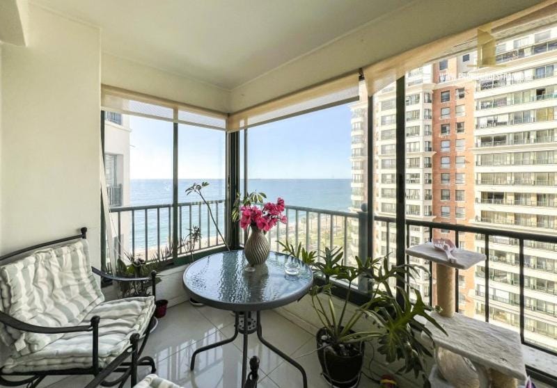Departamento vista al mar con piscina viña 6 Apartment in Vina del Mar