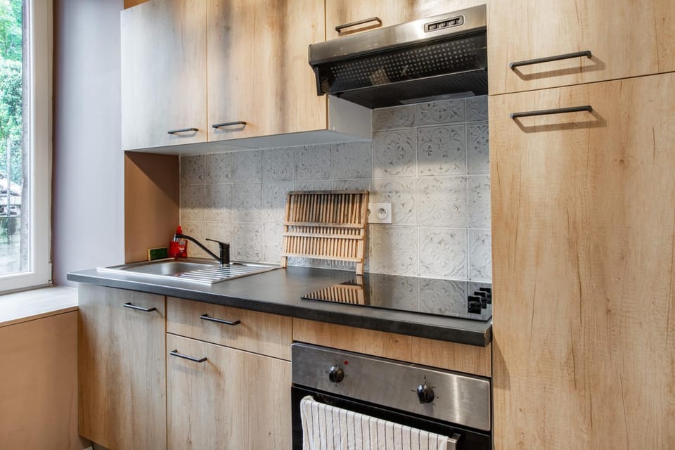 Kitchen or kitchenette, stove