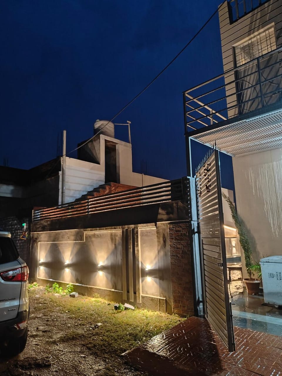 Property building, Night