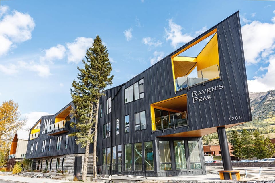 Property building, Day
