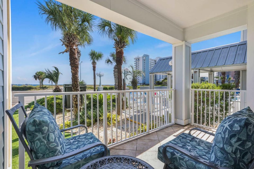 Grand Caribbean 111 Beach View Condo pool views House in Orange Beach
