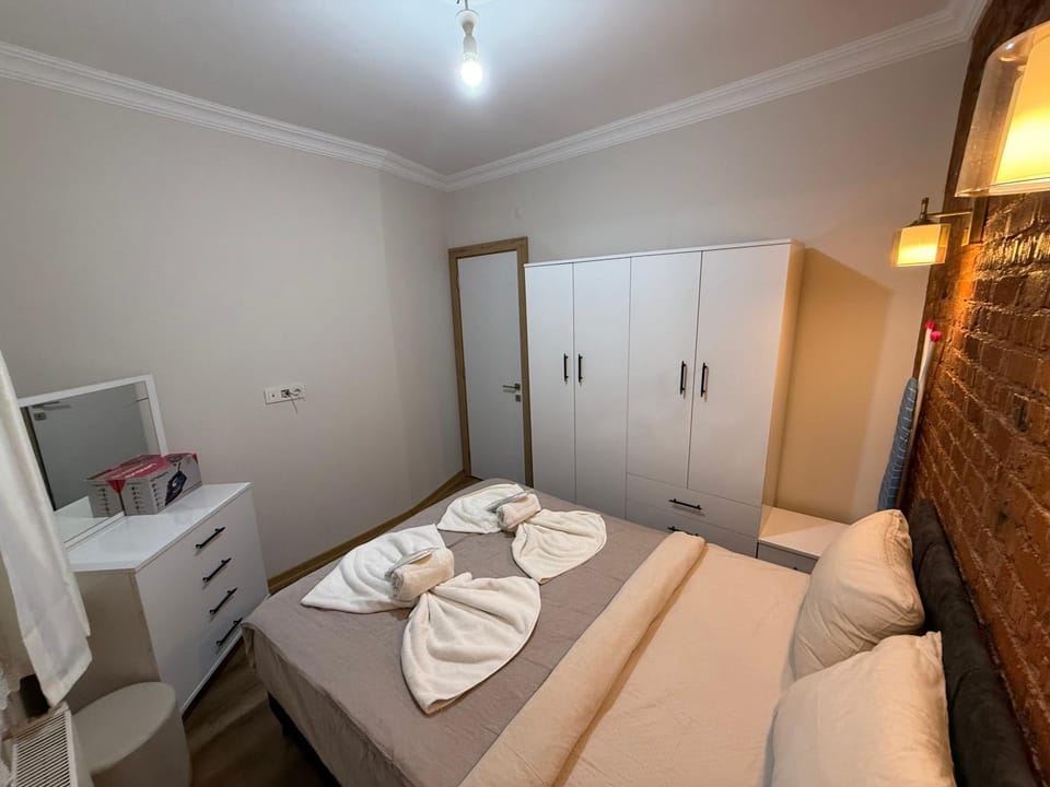 Bed, Bedroom, wardrobe