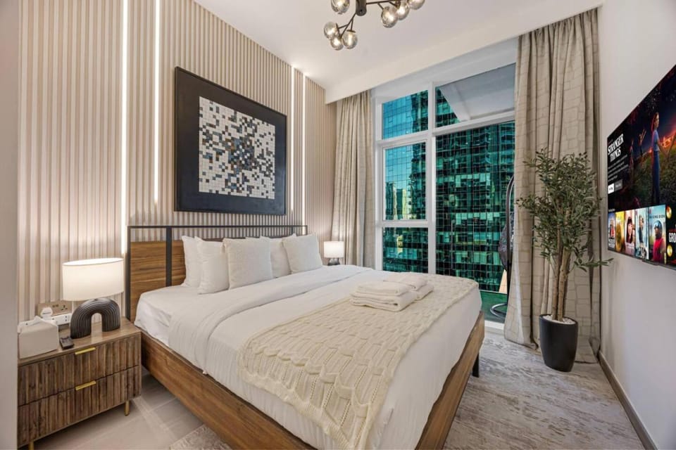 Mahogany 20 - 1BR 4PAX - Infinity Pool & Spacious Apartment in Dubai