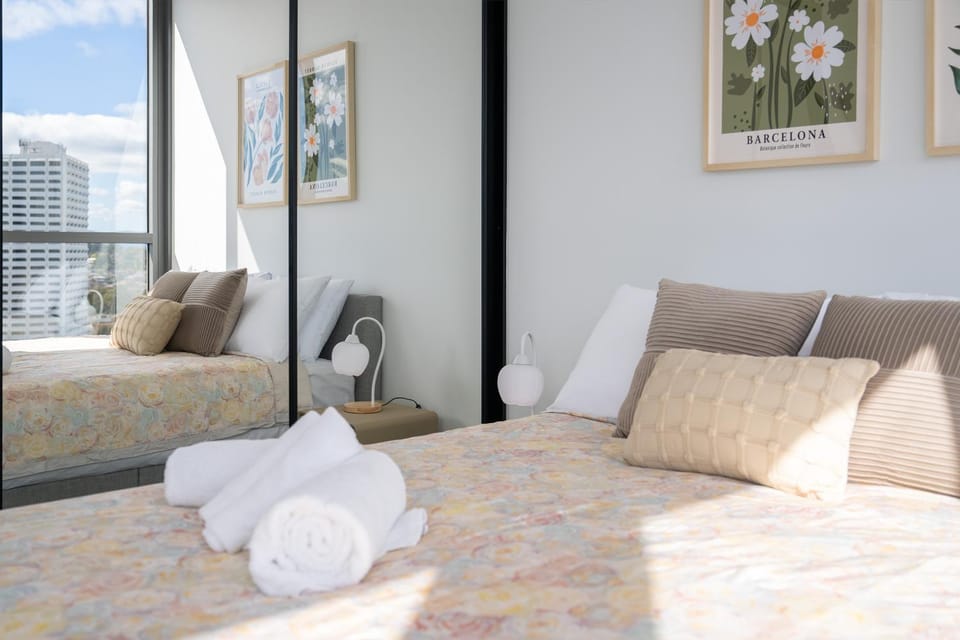 Bed, Bedroom