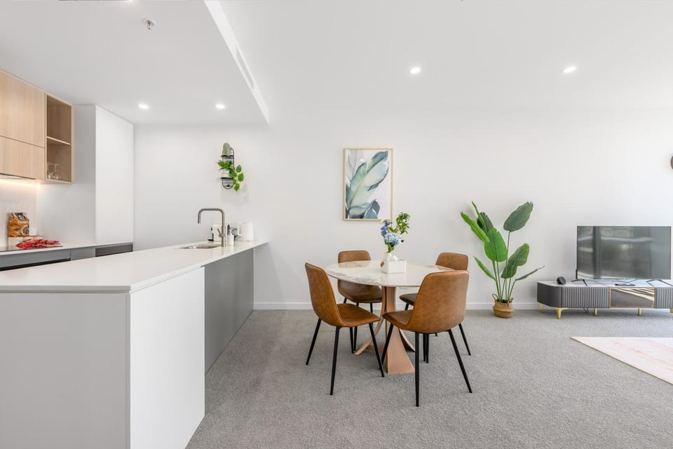 TV and multimedia, Kitchen or kitchenette, Dining area