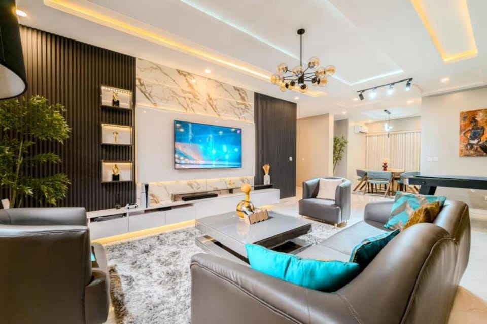 2 Bedroom Sabolak Suite Oak Apartment in Lagos, Nigeria