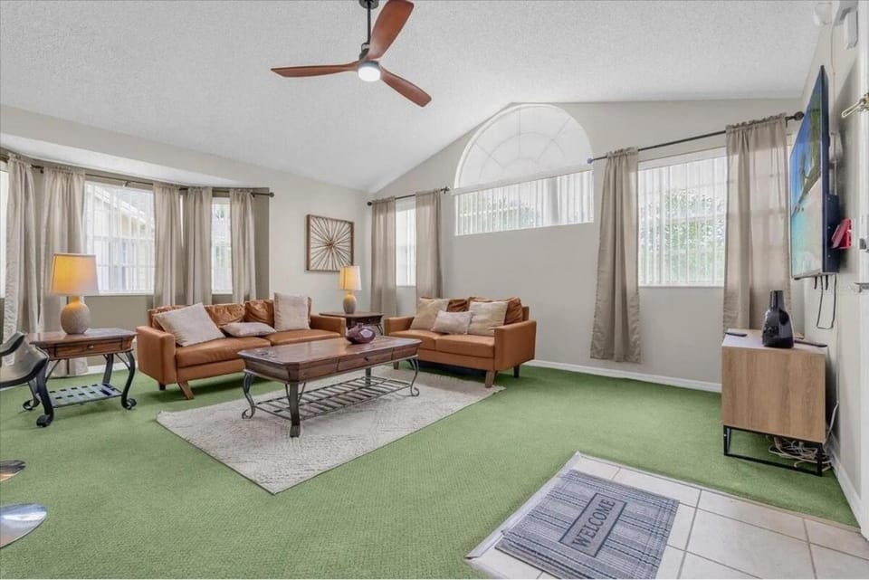 Great for Families 1-4 Kids! Near Disney, Universal, Shopping, Dining Apartment in Kissimmee