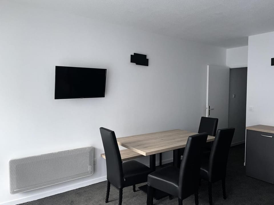 Résidence Euroneige - Studio pour 6 Personnes MAE-9803 Apartment in Nouvelle-Aquitaine