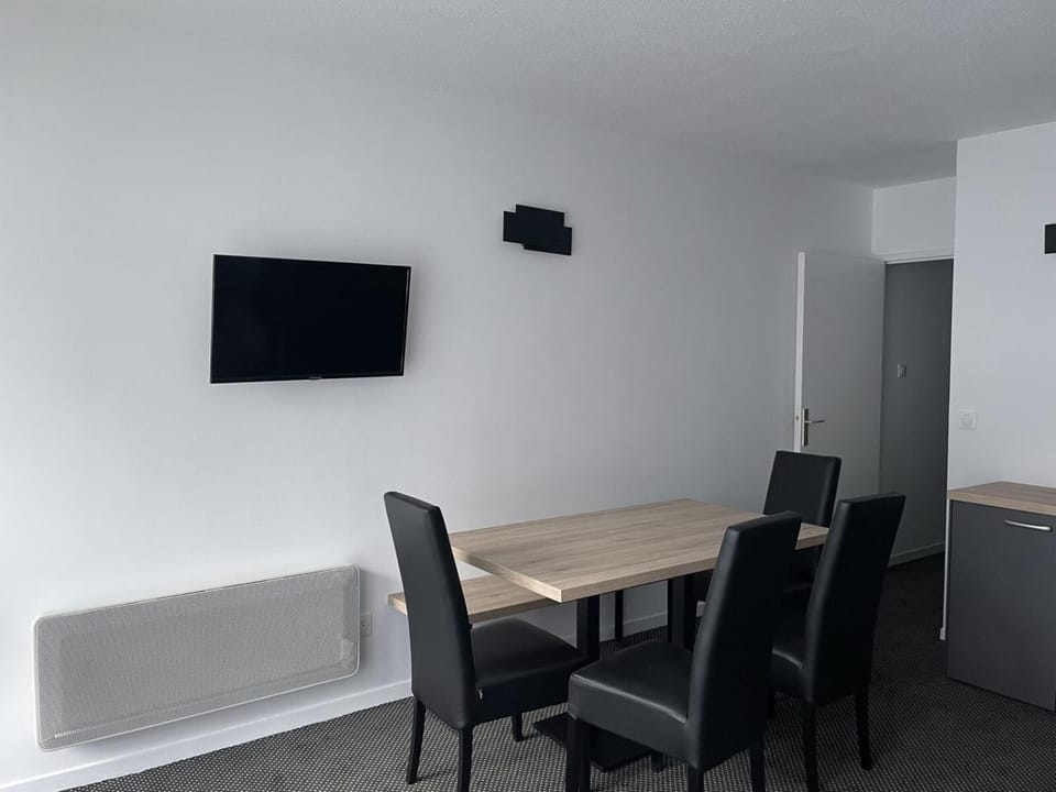 Résidence Euroneige - Studio pour 6 Personnes MAE-9803 Apartment in Nouvelle-Aquitaine