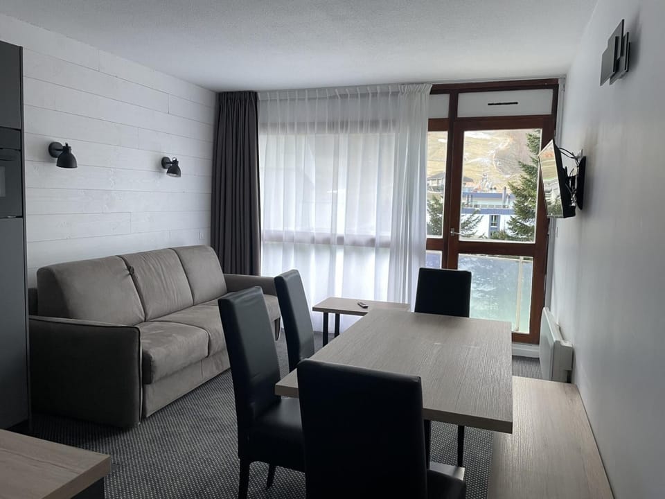 Résidence Euroneige - Studio pour 6 Personnes MAE-9803 Apartment in Nouvelle-Aquitaine