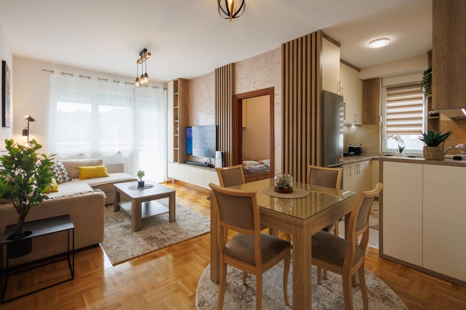 Kitchen or kitchenette, Living room, Dining area