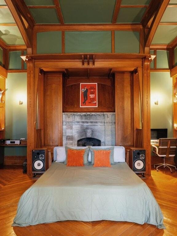 Bed, Bedroom