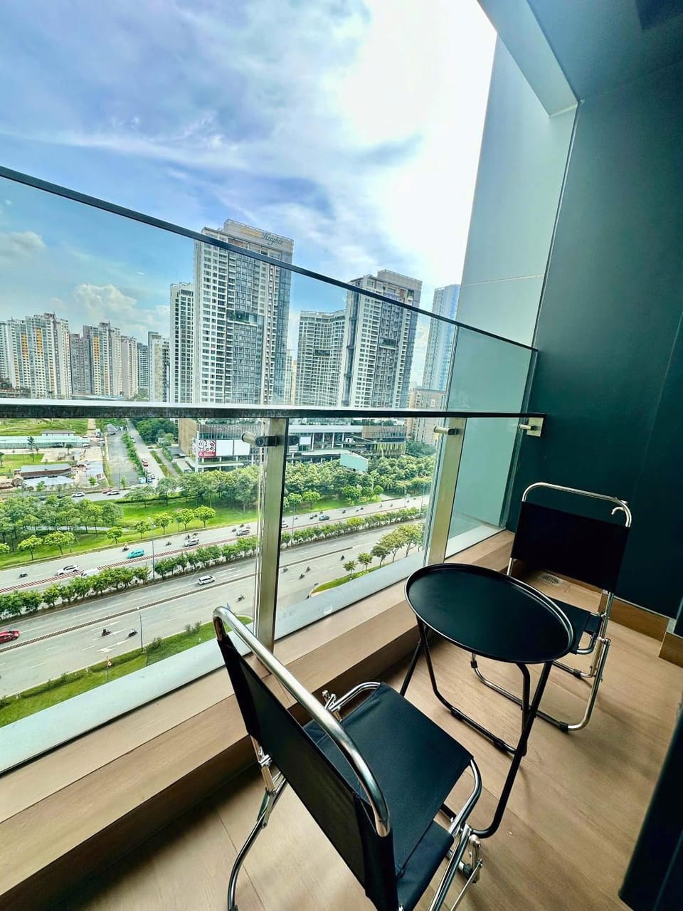 Day, Balcony/Terrace, City view
