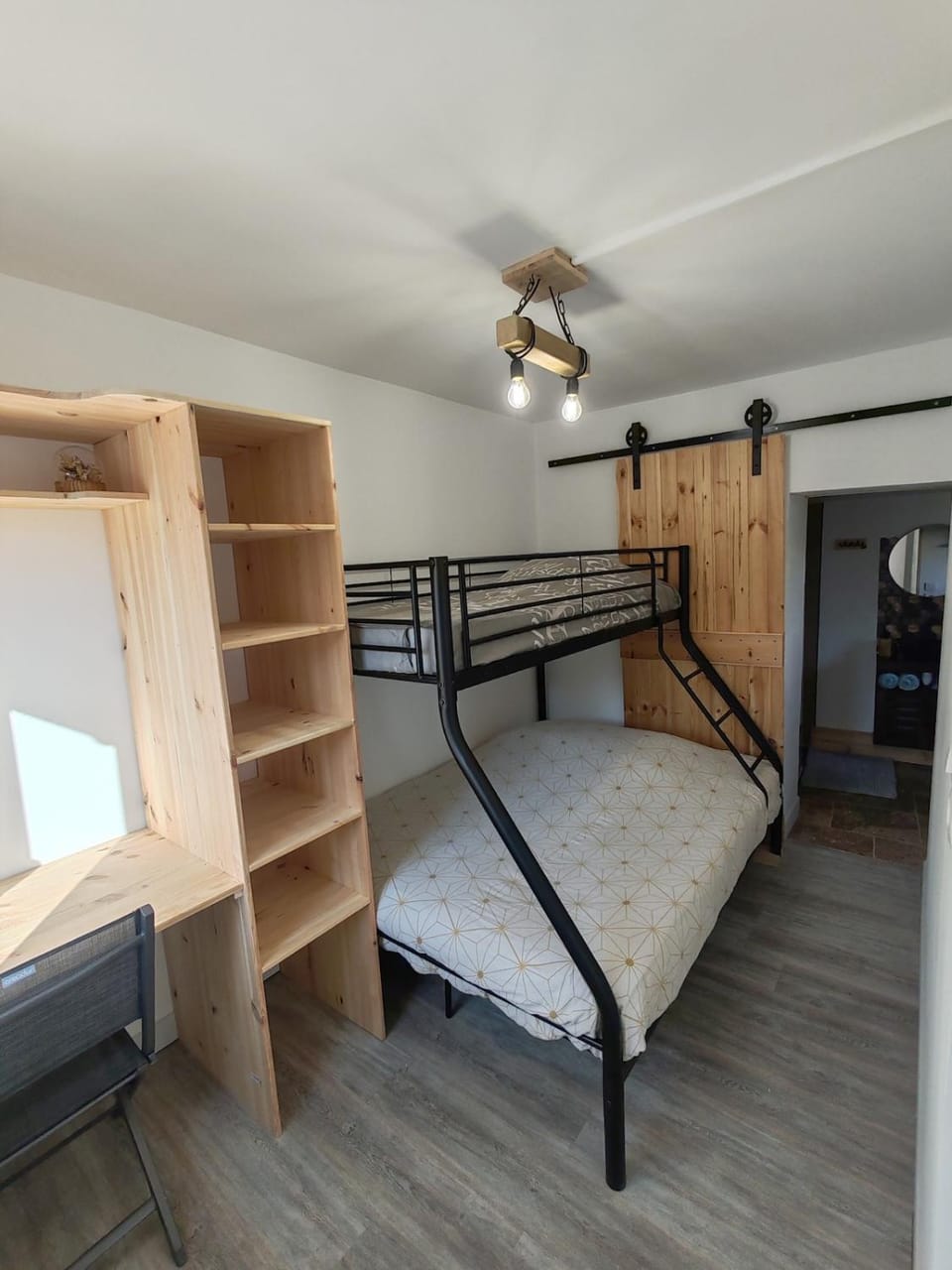 Photo of the whole room, bunk bed