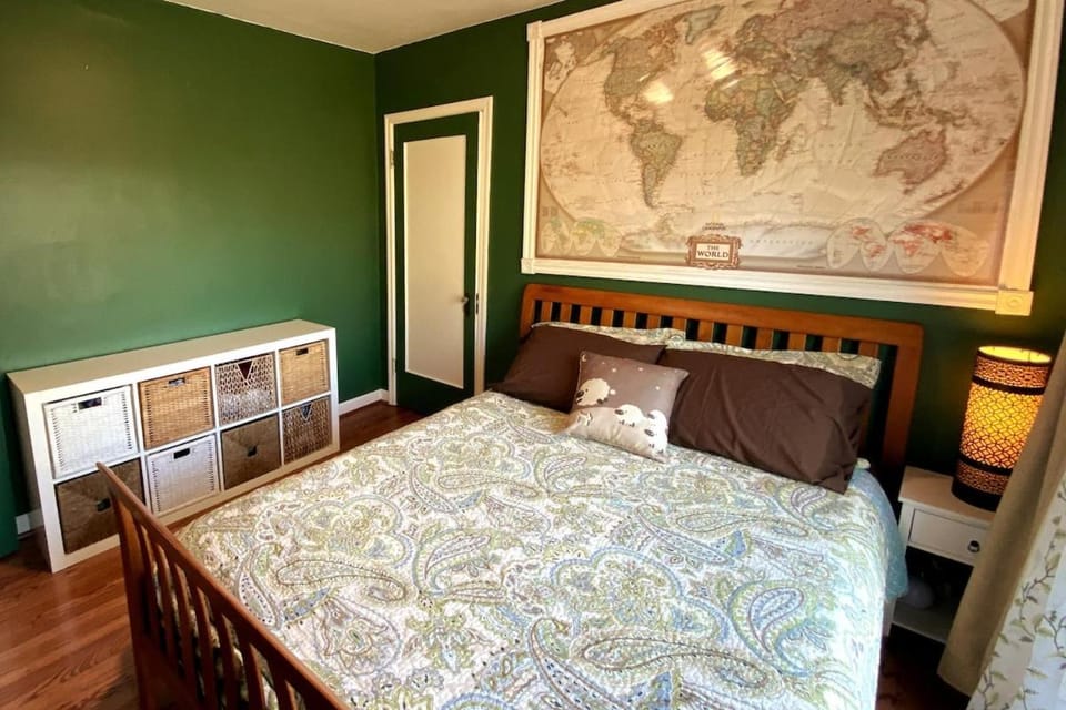 Bed, Bedroom