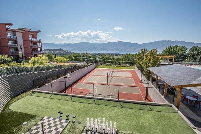 Copper Sky Paradise Apartment in West Kelowna