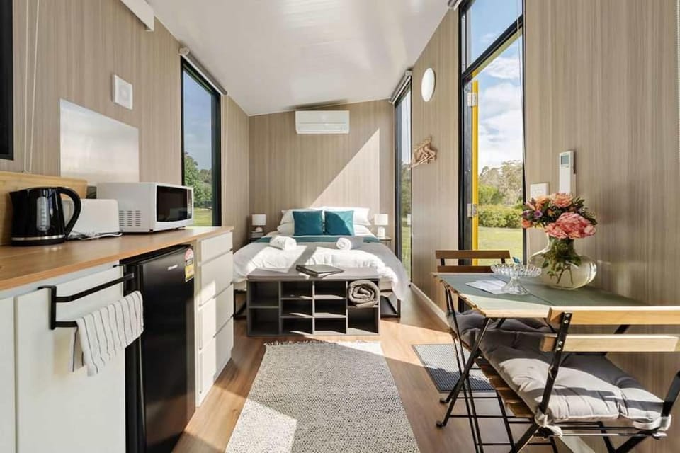 Avalon Tiny Home by Tiny Away House in Kyneton