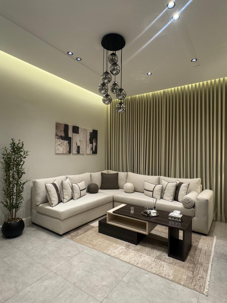 شقة بغرفة نوم وصالة وصول ذاتي Apartment in Jeddah