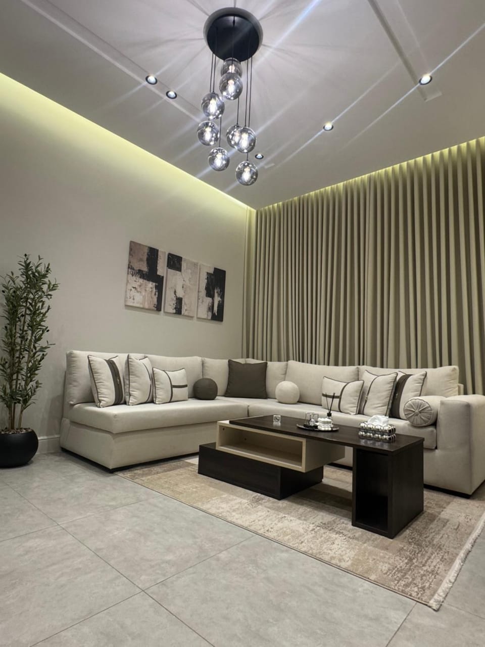 شقة بغرفة نوم وصالة وصول ذاتي Apartment in Jeddah