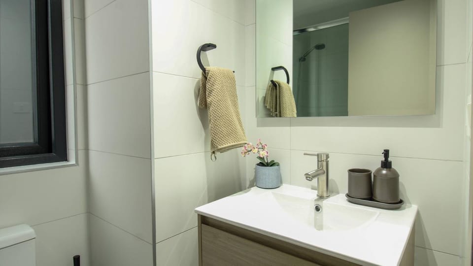 Toilet, Bathroom, Bath