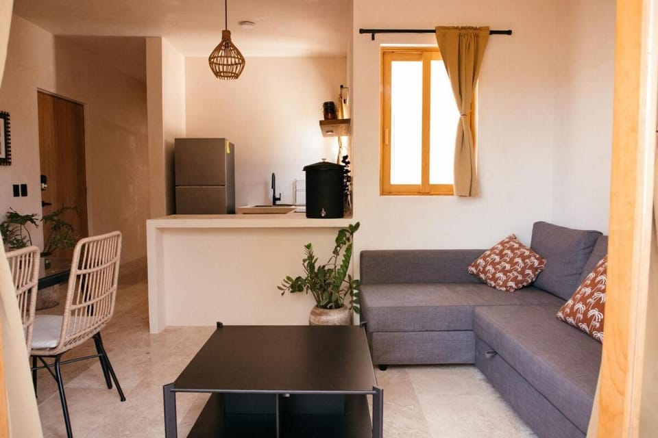 Casa Limon 2 bedrooms pool AC La Punta Apartment in Brisas de Zicatela