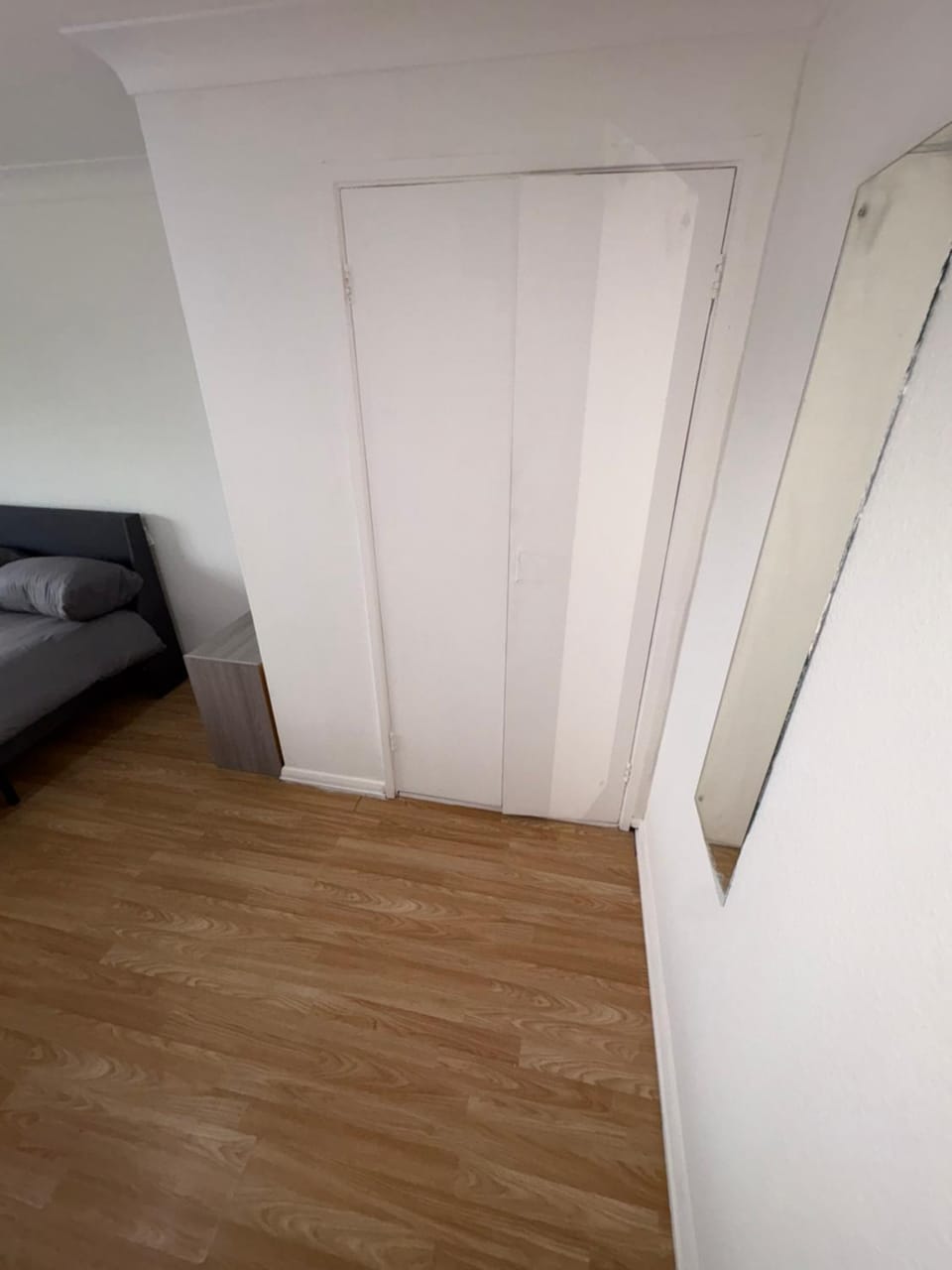Cosy room 3 Gatwick Bed and Breakfast in Crawley