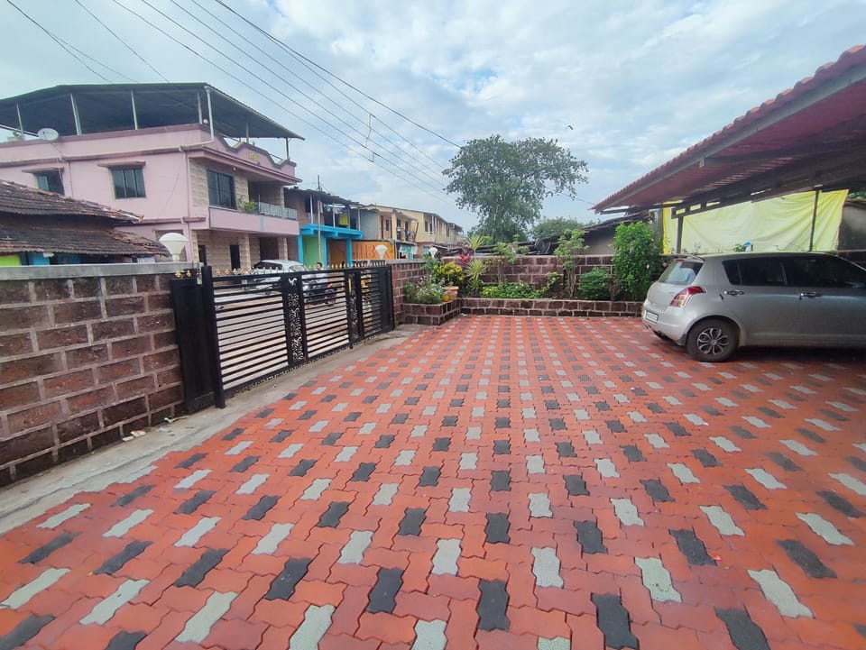 Property building, Parking