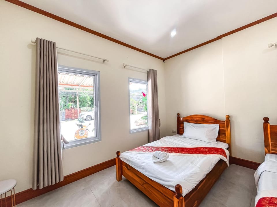 Atsalin Guesthouse Bed and Breakfast in Luang Prabang