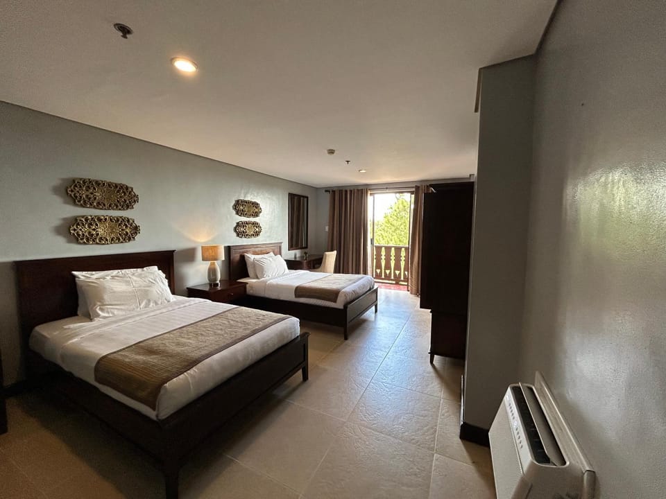 Crosswinds Swiss Studio Double Suite Apartment hotel in Tagaytay