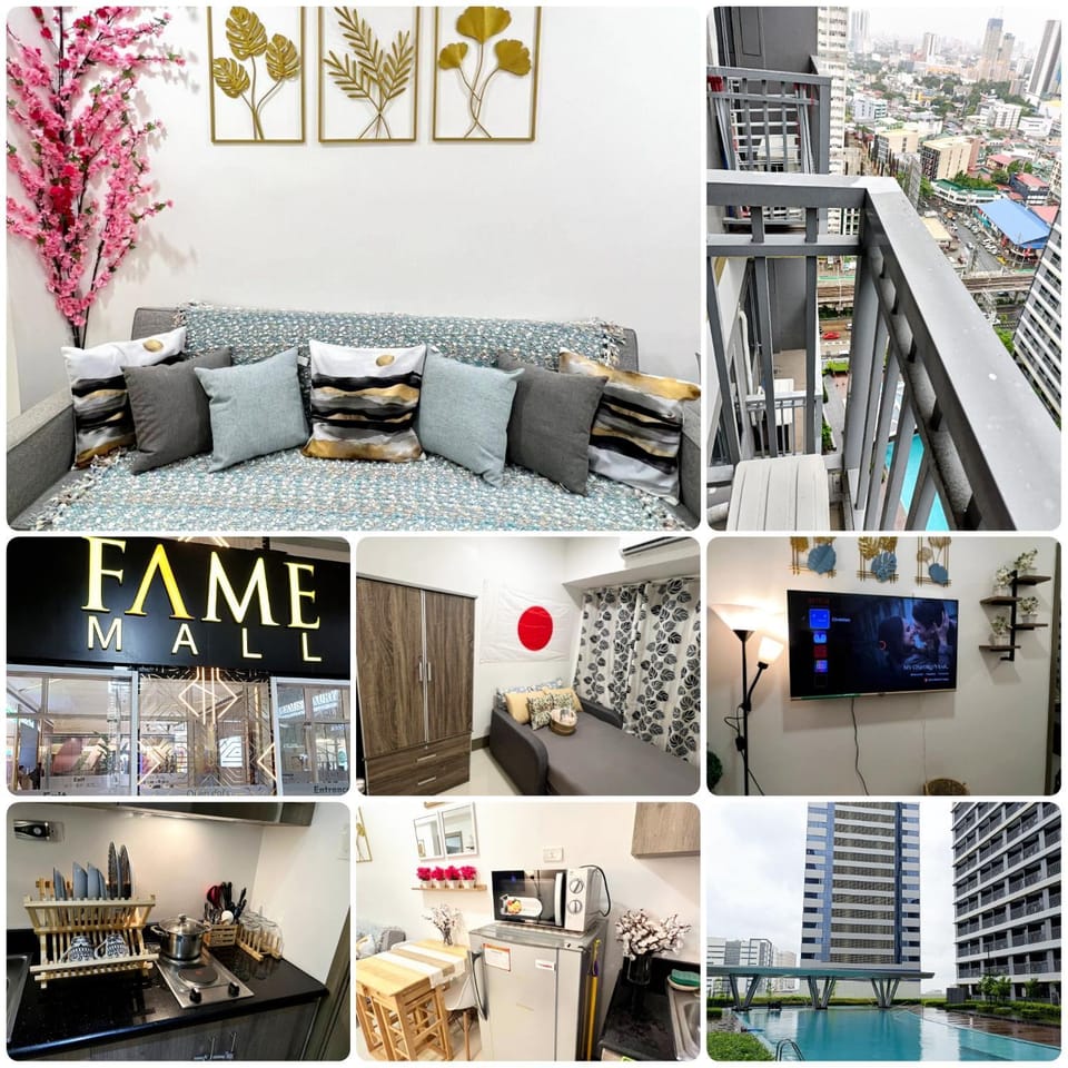 Kitchen or kitchenette, Living room, Seating area, minibar