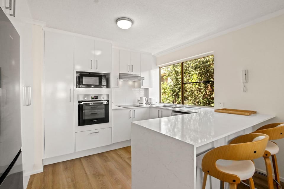Mallory Place Unit 3, 11 Saltair Street, Kings Bea Apartment in Kings Beach