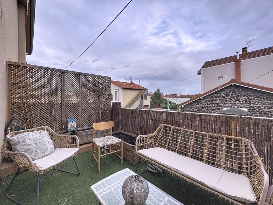 Appartement 6 personnes avec garage Apartment in Clermont-Ferrand