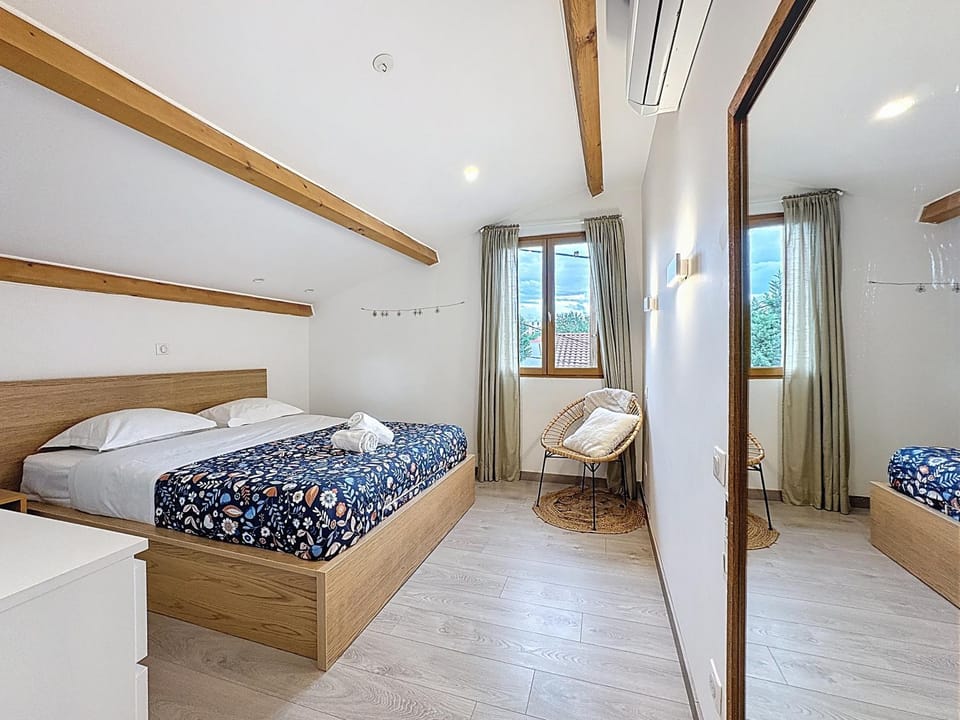 Appartement 6 personnes avec garage Apartment in Clermont-Ferrand