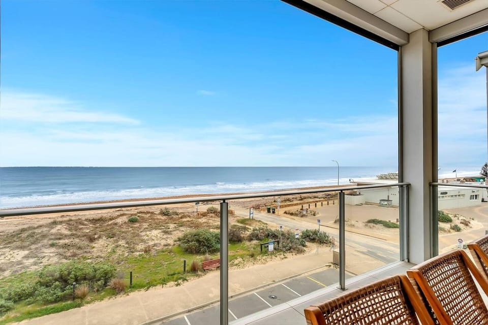 View (from property/room), Balcony/Terrace, Beach, Sea view