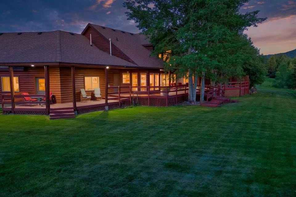 River Bend Retreat House in Idaho