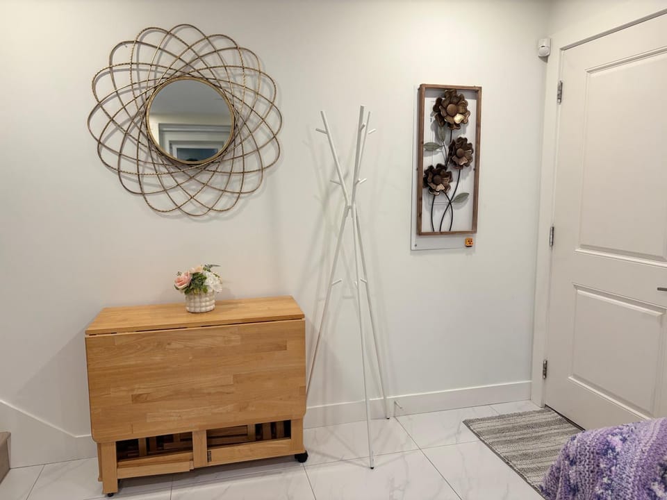 Brand New 2bedroom Suite with Parking Apartment in Vancouver