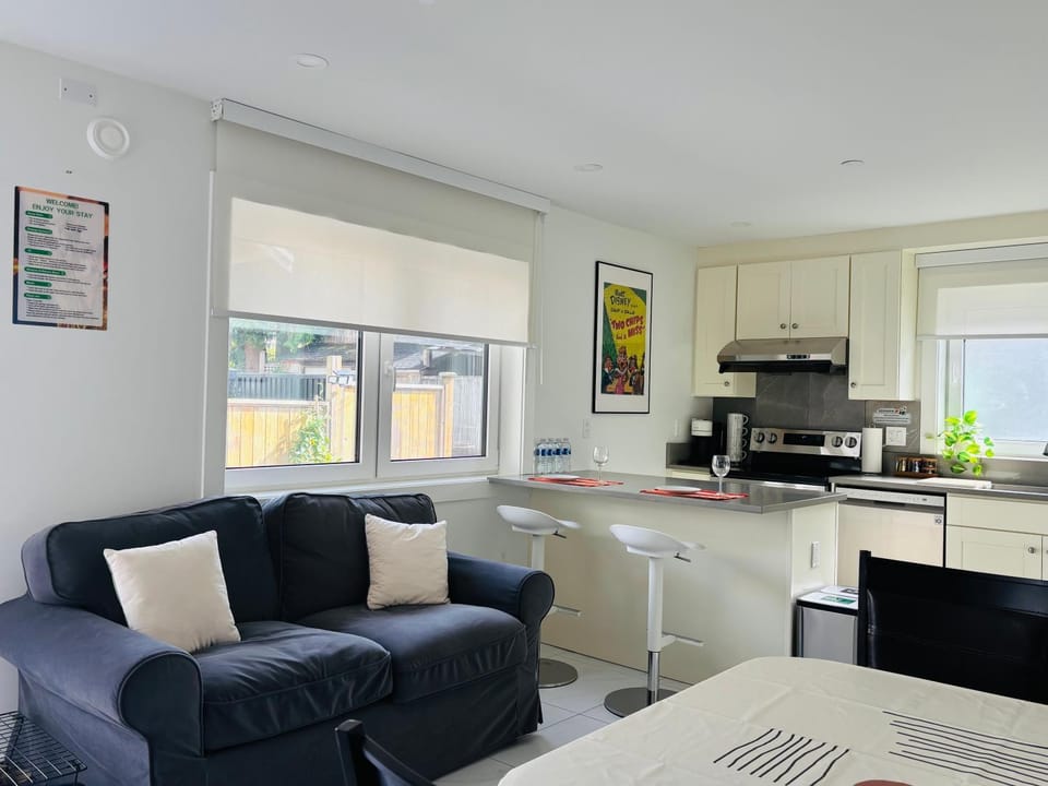 Brand new 2Bedroom mini House near UBC Apartment in Vancouver