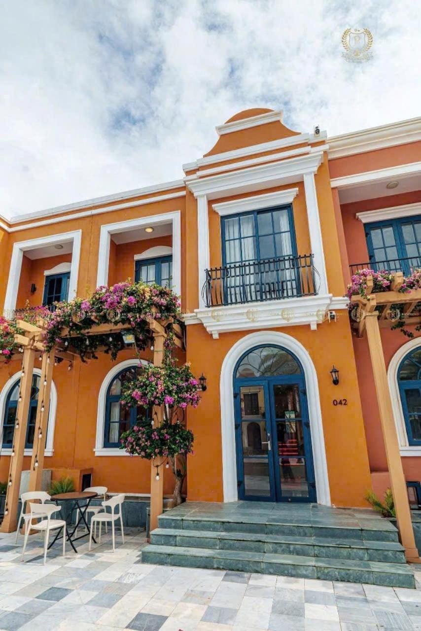 MYSTERY HOME - NOVAWORLD PHAN THIET 3BR 120m2 Villa in Phan Thiet