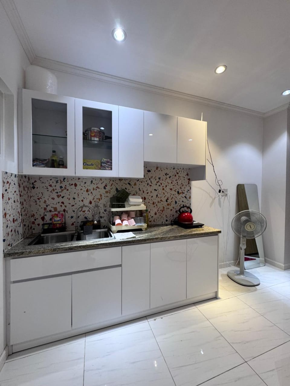 Kitchen or kitchenette