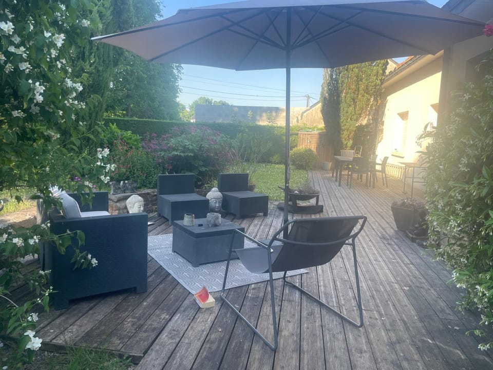 Maison L Vacation rental in Pays de la Loire
