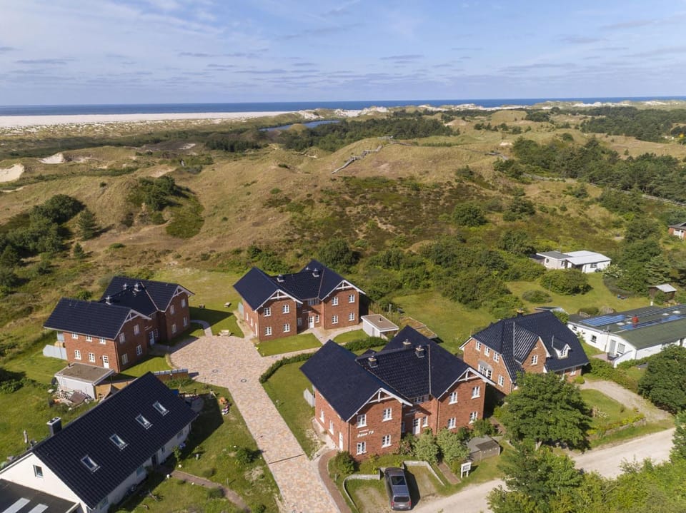 Property building, Day, Natural landscape, Bird's eye view